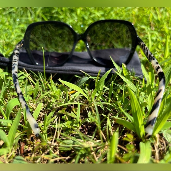 Kate Spade Sunglasses - Picture 2 of 8